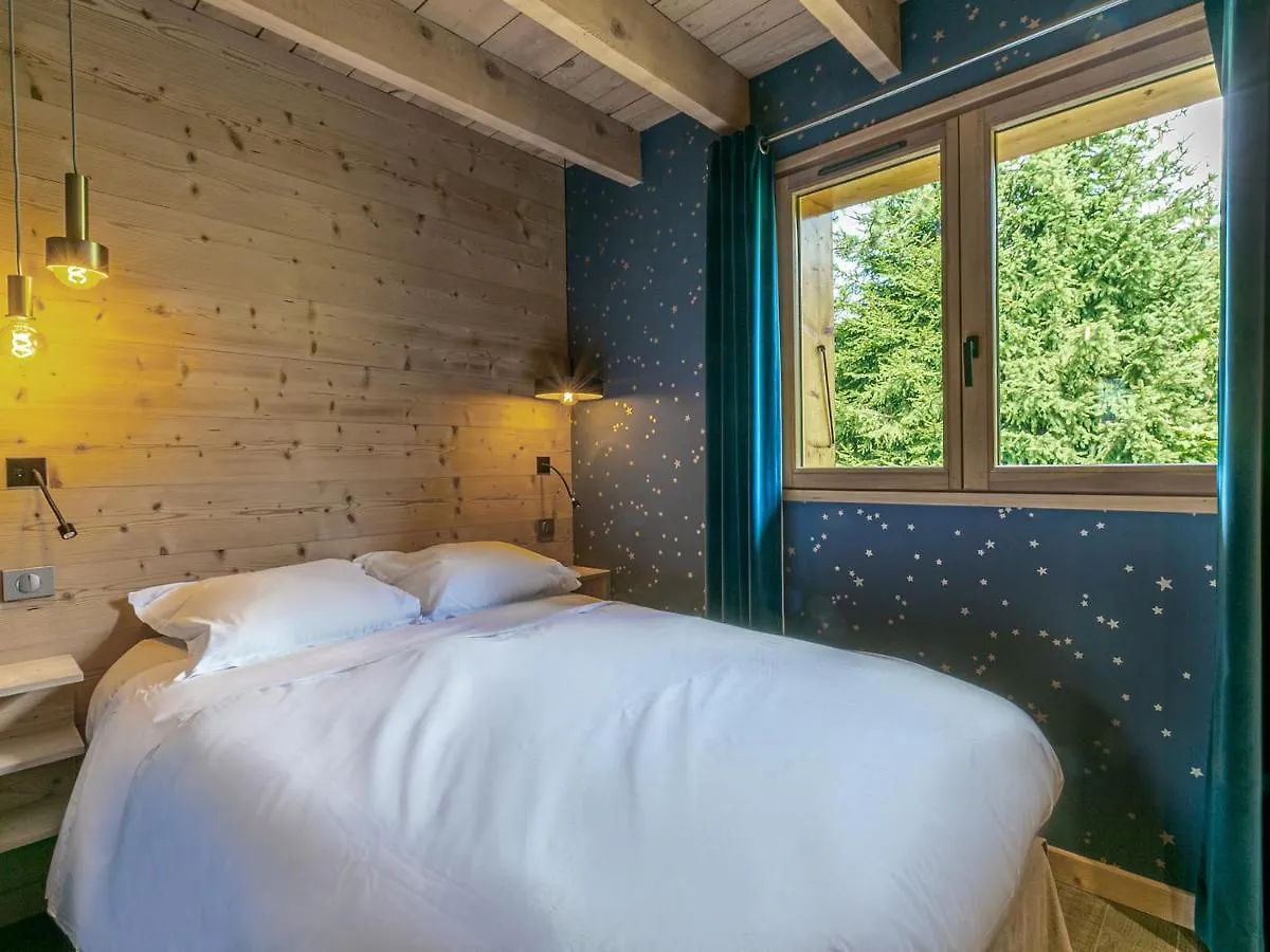Chalet 4**** La Clusaz: Sur Les Pistes, 10 Pers, Terrasse, Garage, Wifi, Linge Inclus - Fr-1-437-80 0*,  Fransa