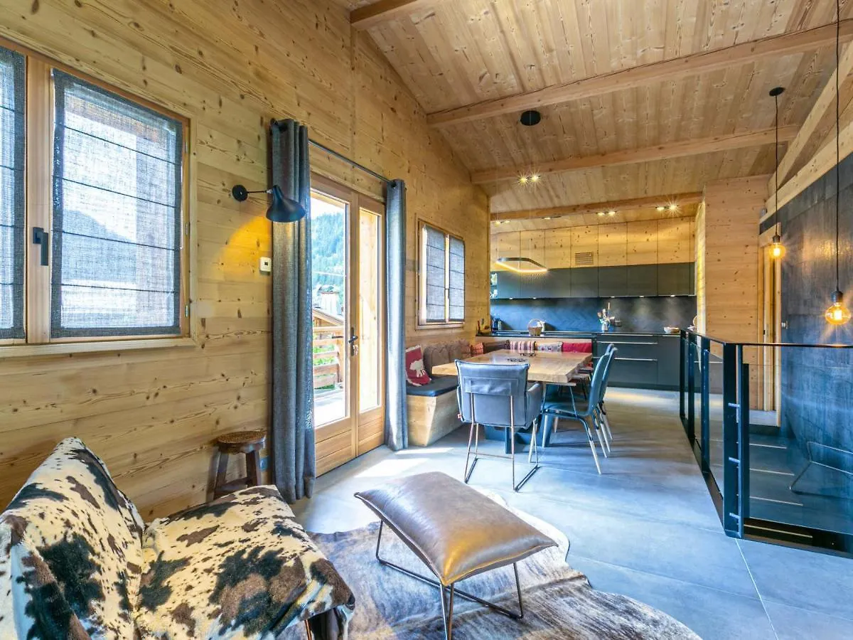 Chalet 4**** La Clusaz: Sur Les Pistes, 10 Pers, Terrasse, Garage, Wifi, Linge Inclus - Fr-1-437-80